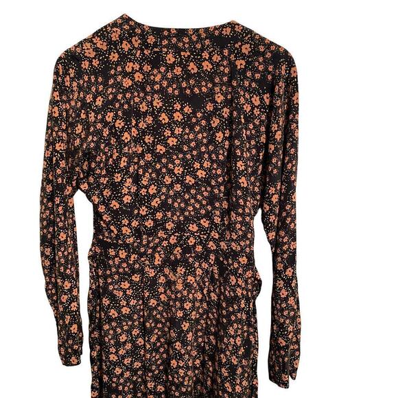 Equipment Guitain Wrap Silk Dress Long Sleeve Floral Size M - Picture 6 of 9